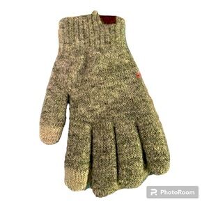 C.C gray gloves